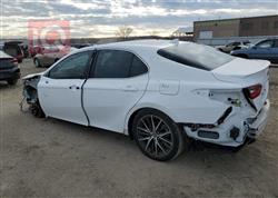 تۆیۆتا کامری